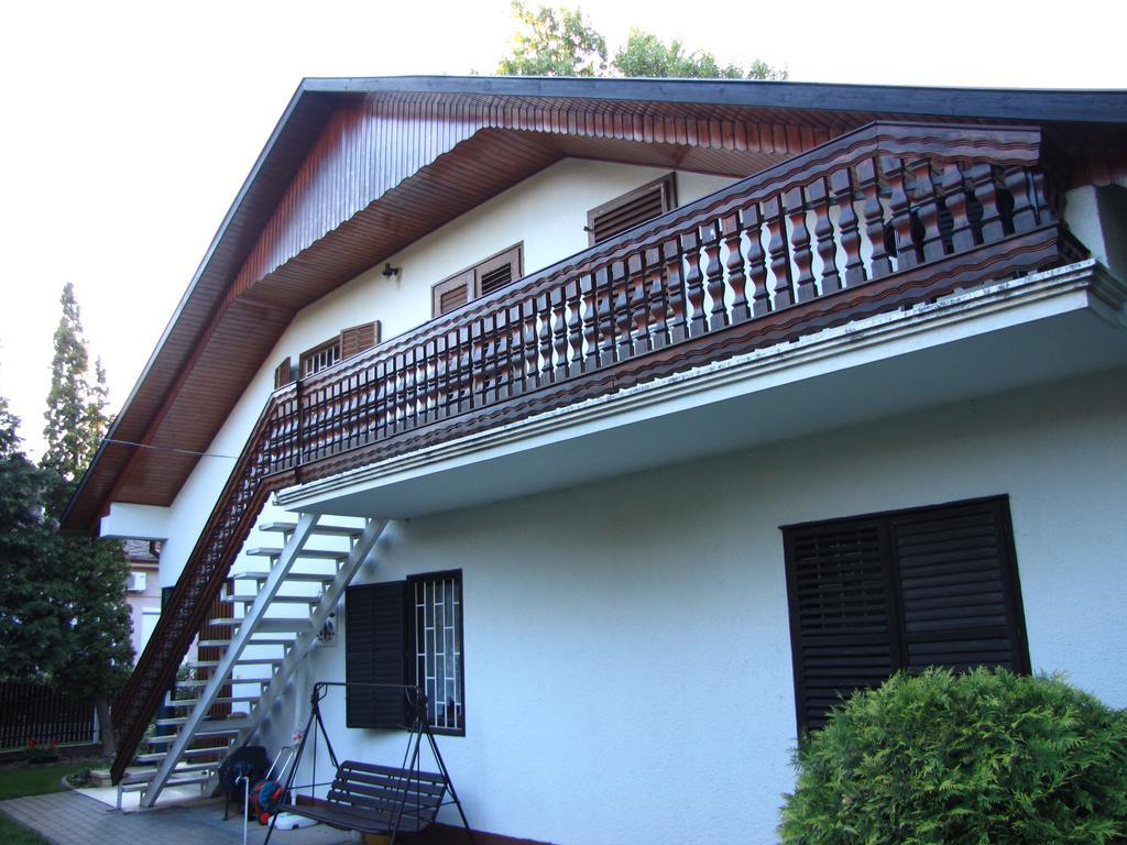Schmidt Apartment Balatonfenyves Pokoj fotografie